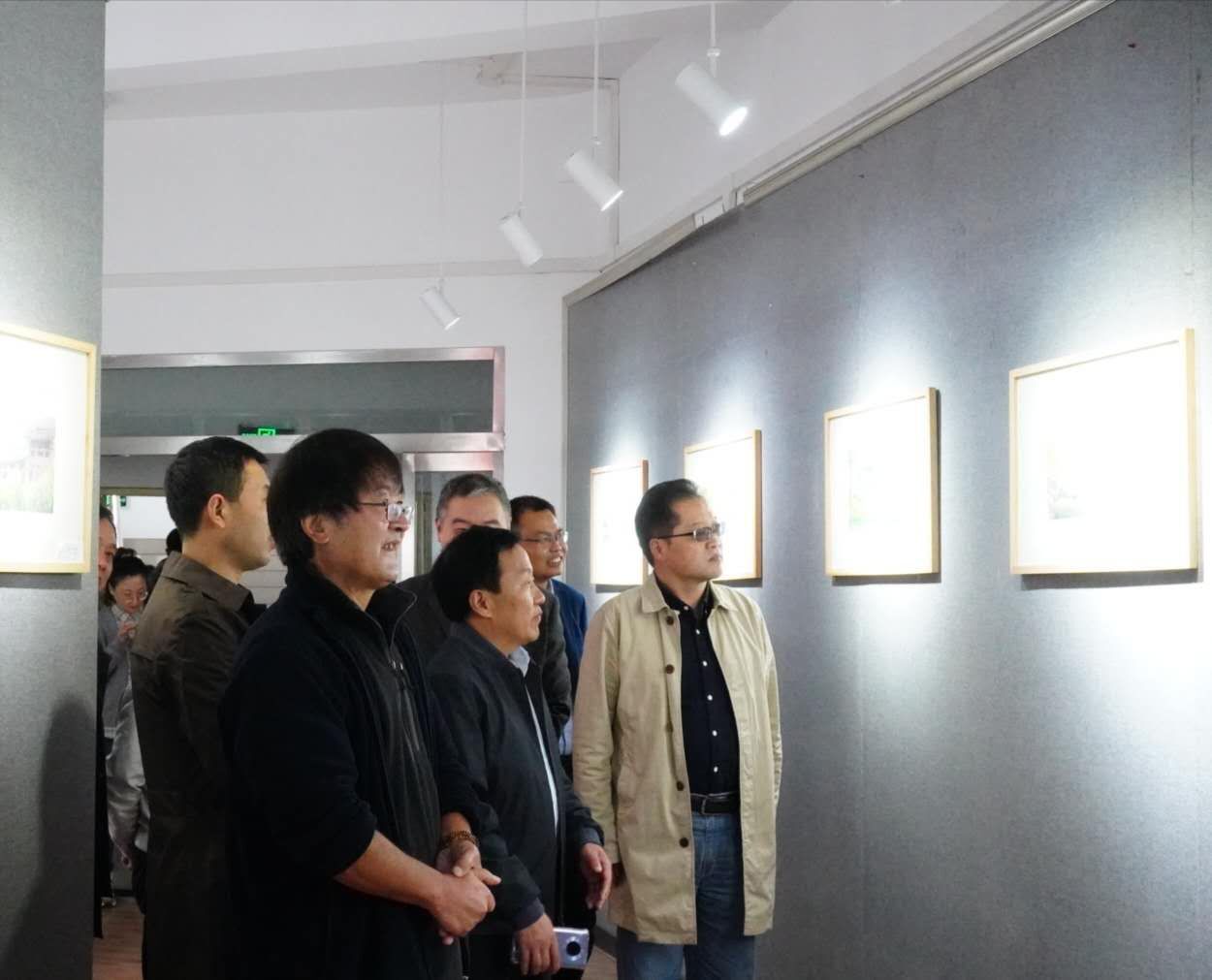 说明: C:\Users\Administrator\Desktop\QQ图片20201015194708.jpg 说明: C:\Users\Administrator\Desktop\QQ图片20201015194708.jpg